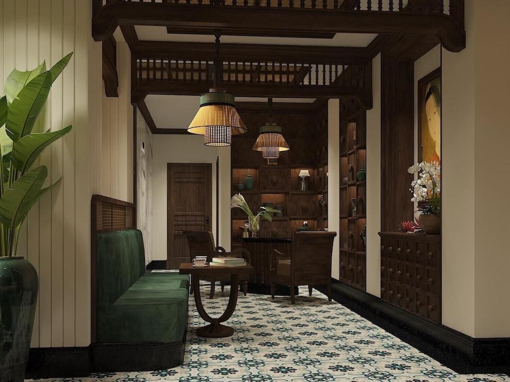 Hanoi Golden Lotus Ama Hotel