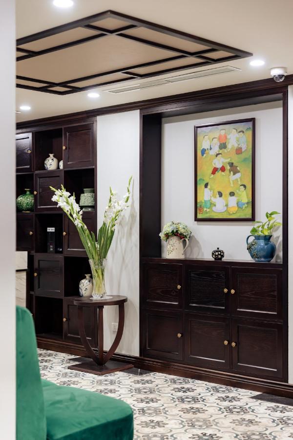 Golden Lotus Aman Hotel 4*